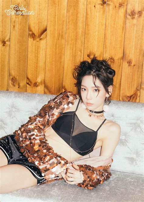 Taeyeon 6th Album Holiday Night Teaser Official Photo Ggpm
