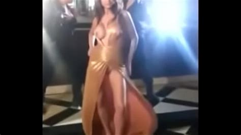 Anushka Sharma Boobs Shown During Shooting Xxx Mobile Porno Videos Movies Iporntv Net