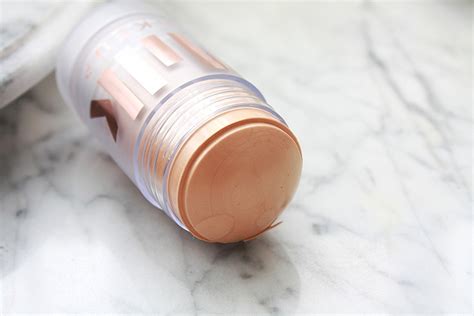 milk makeup luminous blur stick primer