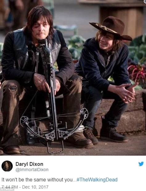 Walking Dead Fans React To Shocker From Mid Season Finale Daily Mail