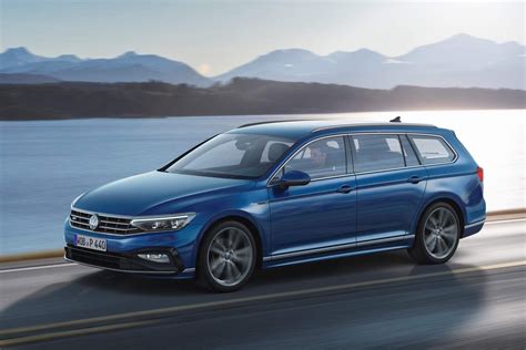The volkswagen passat is a generic family sedan, but it provides the price points and roster of the 2021 volkswagen passat trades performance and personality for an affordable price and popular. 2019 Volkswagen Passat: news | Parkers