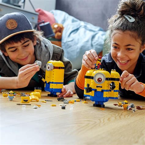 Lego 75551 Minions Brick Built Minions And Their Lair Display Models