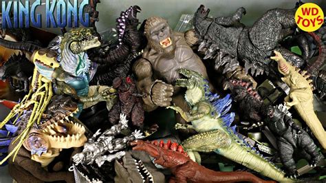 The figure comes with his battle axe. New Giant Box King Kong And Godzilla Toys Vs Skull Island ...