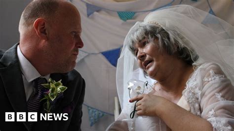 couple wed 36 hours before bride dies in norfolk hospital