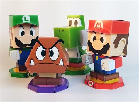 Mario And Crew Papercraft For Nintendo Paper Crafts Mario Crafts