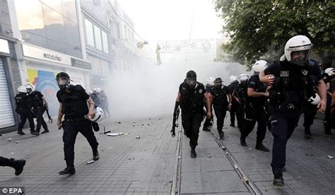 Turkey Riots Britons Warned To Steer Clear Of Unrest After