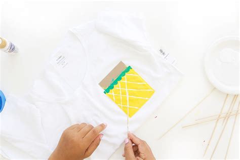 Use An Old Navy Tee To Create Perfect Summertime Diy Fruit Pocket Tees