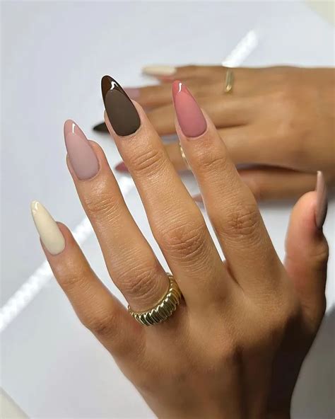 Old Money Nails How To Make Your Nails Look Luxurious And Classy With These Ideas In