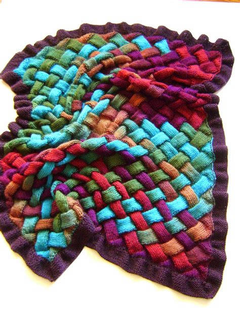 Knitting and crocheting are an interesting hobby and a useful and rewarding skill. Creative Designs by Sheila Zachariae: Autumns Bounty ...