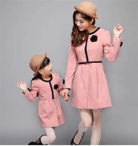 Stunning Mother And Daughter Matching Outfits That Are Perfect For