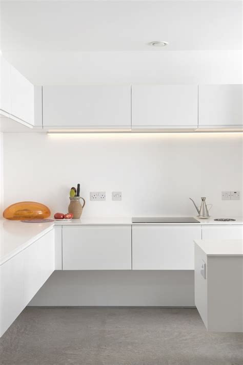 Photo 2 Of 5 In Minimal Kitchens By Allie Weiss Sleek Kitchen