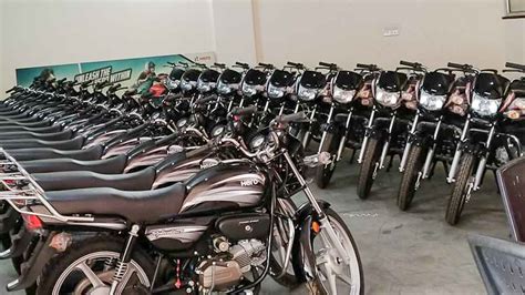 In the market for a new honda 2wheelers motorcycle? Two Wheeler Sales July 2020 - Hero, Honda, TVS, Bajaj ...