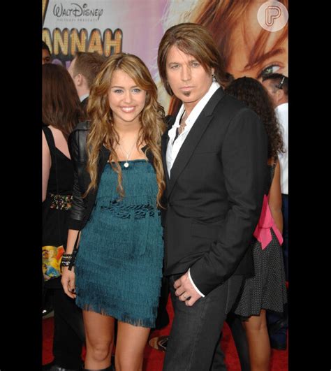 Foto Miley Cyrus Com O Pai Billy Ray Cyrus Na época Do Seriado Hannah Montana Purepeople