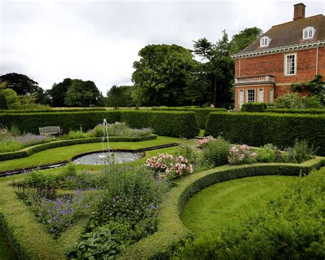How To Design A Parterre Garden Key Points To Consider Homes And Gardens