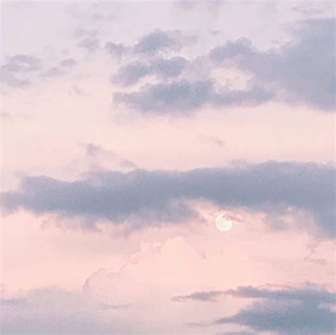 𝑷𝒊𝒏𝒕𝒆𝒓𝒆𝒔𝒕 𝒉𝒐𝒏𝒆𝒆𝒚𝒋𝒊𝒏 Pretty Sky Sky Aesthetic Pastel Sky