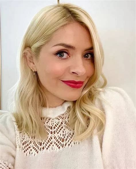 Holly Willoughby Shares Beauty Products Behind Her Fresh Faced This Morning Look Including A £