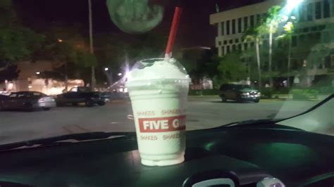Five Guys Banana Milkshake Review - YouTube