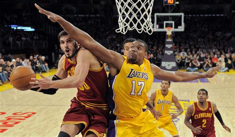 Omri moshe casspi is an israeli professional basketball player for maccabi tel aviv of the israeli premier league and euroleague. Cleveland Cavaliers Omri Casspi shows some fight in 97-92 ...