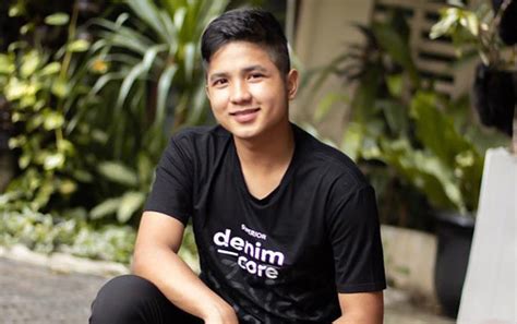 Cerita dewasa artis dewi persik. Jirayut D'Academy Ogah Nikah Muda, Ingin Bahagiakan ...