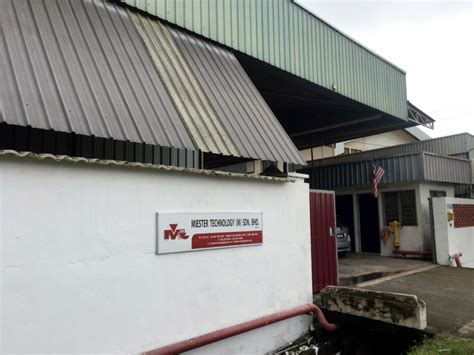 Bahan kimia di udara yang berpengaruh negatif terhadap manusia, hewan, tanaman, barang logam, batuan, serta meterial lain dapat dikategorikan sebagai pencemaran udara. Syarikat Metal Industries Of Malaysia Sdn Bhd Melaka