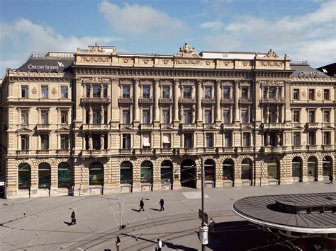 Credit suisse, «креди́т суи́сс груп» — второй крупнейший швейцарский финансовый конгломерат после ubs. Credit Suisse Uhr / Credit Suisse von Khan-Affäre ...