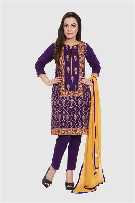 From statement dresses to sophisticated suits, get ready to celebrate eid at home with our latest occasionwear. Rang Ja Latest Colorful Kurti Dresses 2020-2021 Eid ...