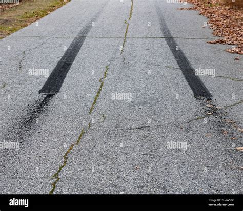 Tyre Marks On Road Hi Res Stock Photography And Images Alamy