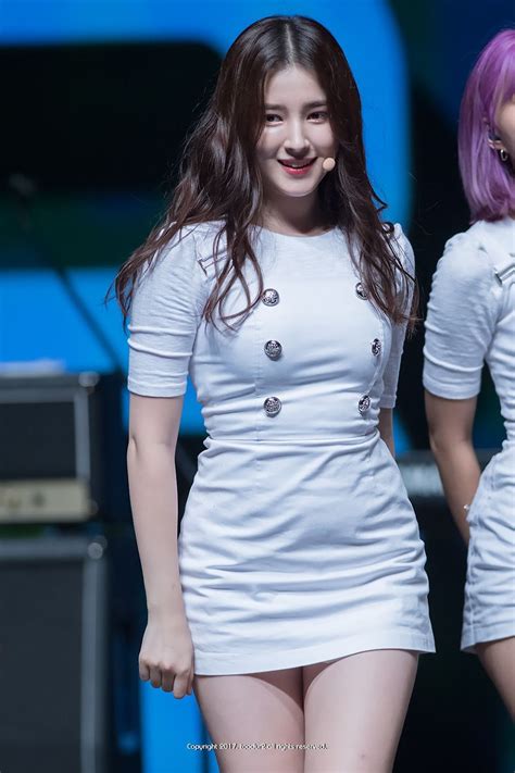 10 times momoland s nancy defined her own beauty standards with her unreal proportions koreaboo