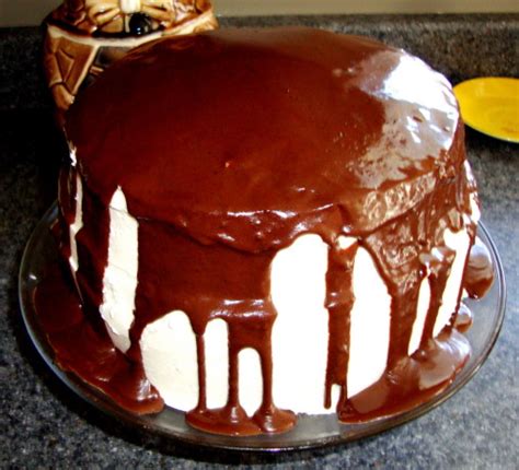 So easy, in fact, that this free video cooking lesson from paula deen can present a complete overview of the process in about four minutes. Paula Deens Chocolate Ganache Cake Recipe - Food.com