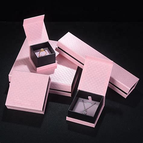 Hot Custom Design Economic Price Jewelry Paper Box Hallfung Package