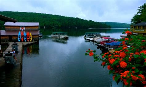 Top 11 Things To Do In New Hampshire Lakes Region Huffpost