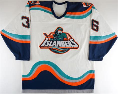 Amplify your spirit with the best selection of islanders jerseys, new york islanders clothing, and islanders merchandise with fanatics. 1995-96 Micah Aivazoff New York Islanders Game Worn Jersey - Fisherman Crest: GAMEWORNAUCTIONS.NET