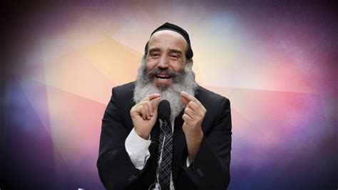 שחקן מכבי חיפה נתקל בכריש במהלך חופשה‎. הרב יצחק פנגר - למה כריסטיאנו רונאלדו הצליח? - YouTube