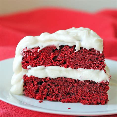 The bold colour of a red velvet cake is a delight to the eye and, with its rich cream cheese vanilla icing, it's even more of a joy to eat. Red Velvet Cake (with Pictures) - Instructables