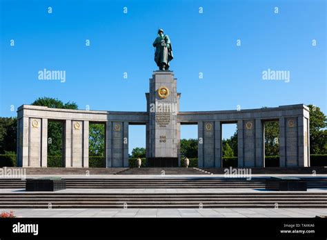 Soviet War Memorial In Tiergarten Berlin Germany Stock Photo Alamy