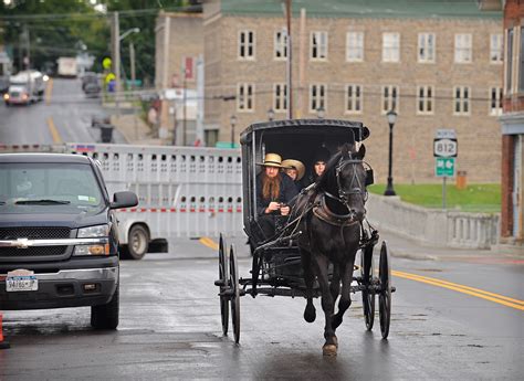 Father Of Abducted Amish Girls Says They Seem Ok