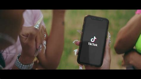 Saweetie and quavo quietly began dating in 2018 after quavo slid into her dms. TikTok In My Type By Saweetie (2019)