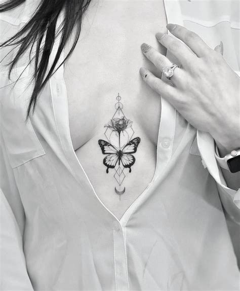Tatuagens Femininas Fotos E Ideias Para Voc Gorgeous Tattoos Sternum Tattoo Trendy