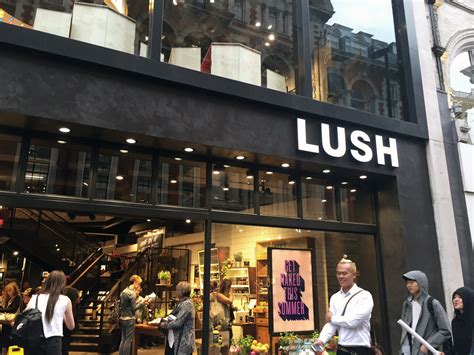 Lush Cosmetics Haul London Oxford Street Store And Exclusive Products