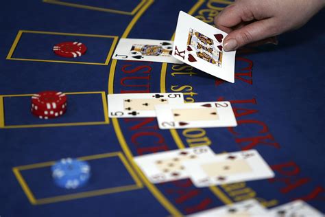 How Blackjack Card Counting Works