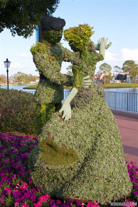 ● write your answers on the answer sheet. PHOTOS - Topiary installation for Epcot's Flower and ...