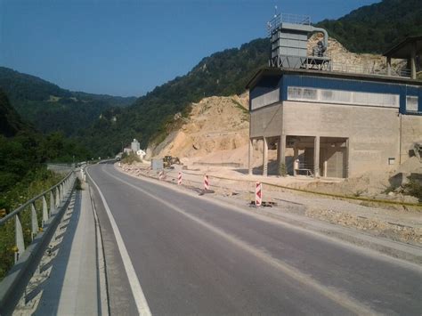 Rekonstrukcija Glavne Ceste In Izvedba Odcepa Za Naselje Vila V Zidanem