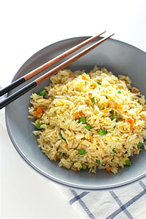 Ponemos el arroz a cocer en agua con un poco de sal, aproximadamente 20 minutos. Arroz Tres Delicias Vegano | Receta | Recetas vegetarianas ...