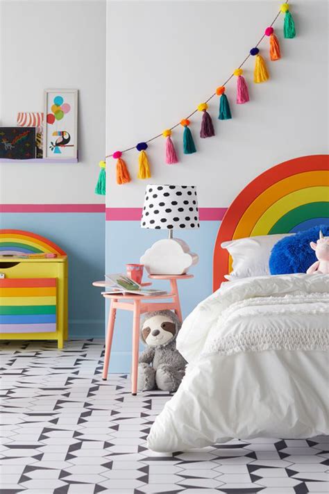 25 Dreamy Rainbow Themed Bedroom For Little Girls Obsigen