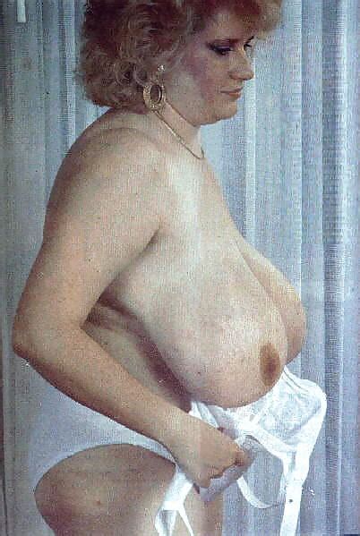 Vintage Playboy Nudes Big Tits Play Roberta Gemma Busty Min Xxx