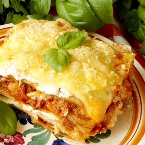 Meat And Ricotta Cheese Lasagna Recipe