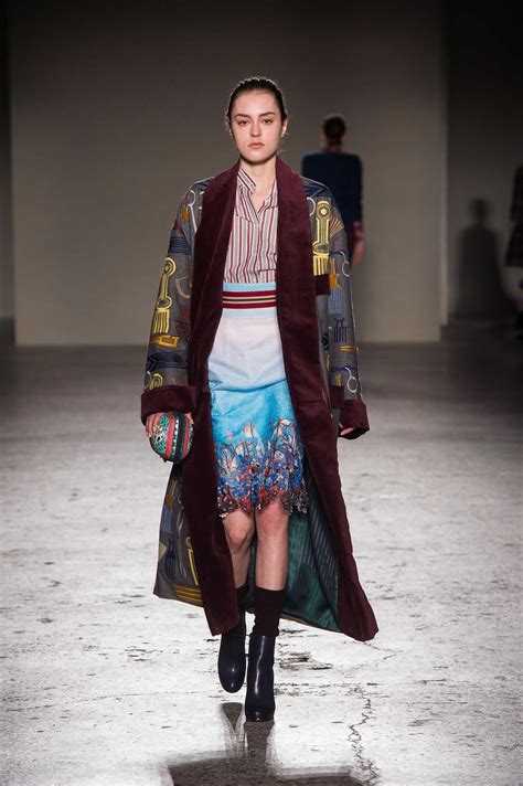 STELLA JEAN FALL WINTER 2015-16 WOMEN'S COLLECTION | The ...