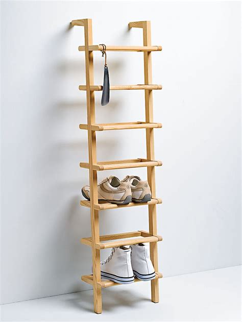 Das schuhregal findet unter dem schreibtisch oder im kleiderschrank platz. Raffinierte Accessoires für den Flur in 2020 (mit Bildern ...