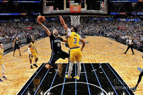 Share all sharing options for: Los Angeles Lakers V Orlando Magic Photograph by Fernando ...