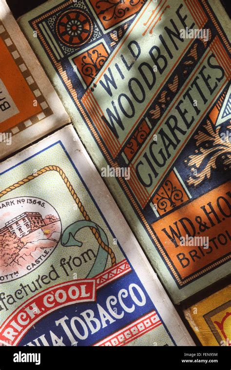 Old Cigarette Packets Fotos Und Bildmaterial In Hoher Auflösung Alamy